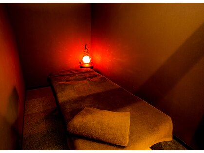 ドライヘッドスパ・ボディケア &【按頭/アンド】